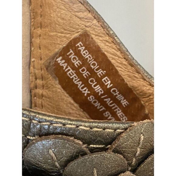 Clarks Artisan Larina Floral Thong Wedge Sandals Gold Women's Size 7M New No Box - Picture 9 of 16